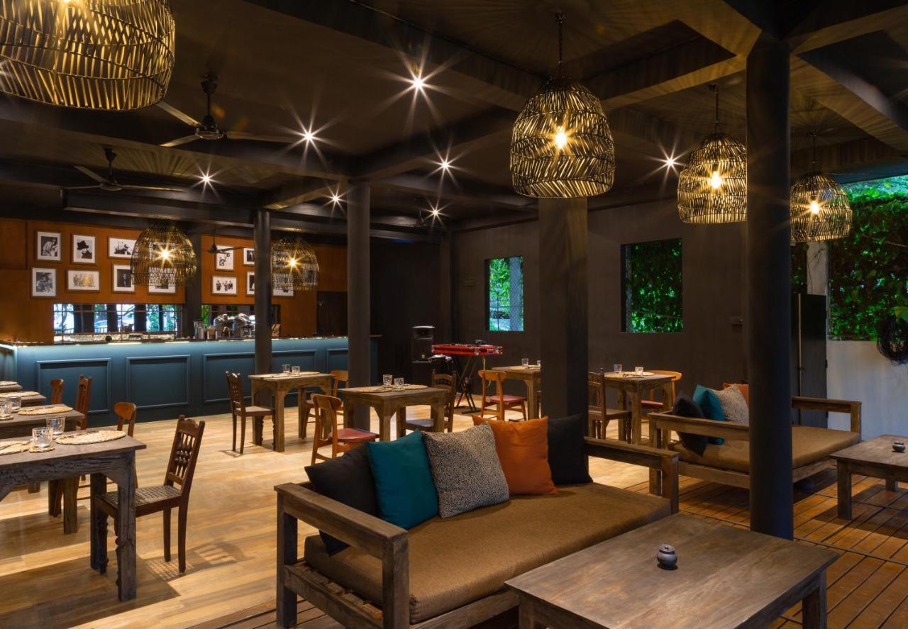 Locale Hotel เวลิกามา ภายนอก รูปภาพ